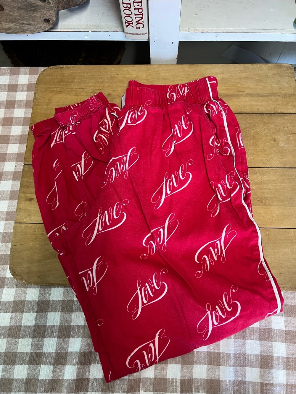 Victoria’s Secret pajama pants red love small